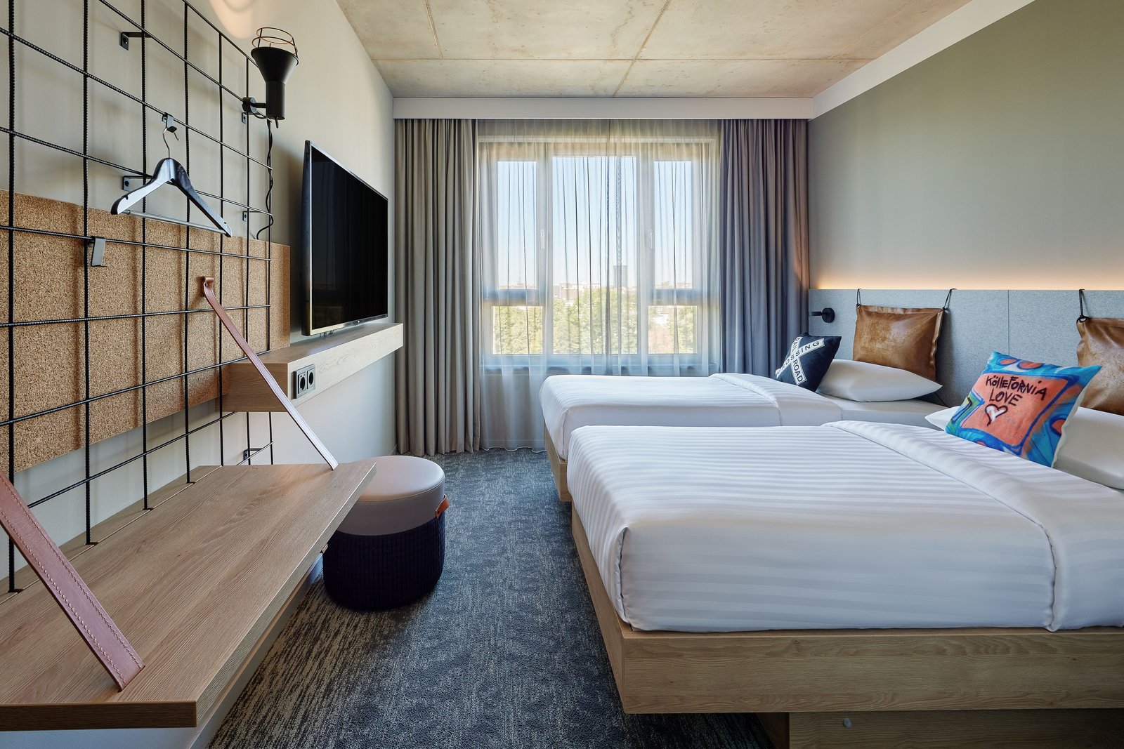 Moxy Cologne Muelheim, rooms