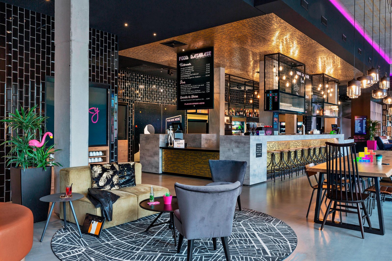 Moxy Darmstadt, at the table