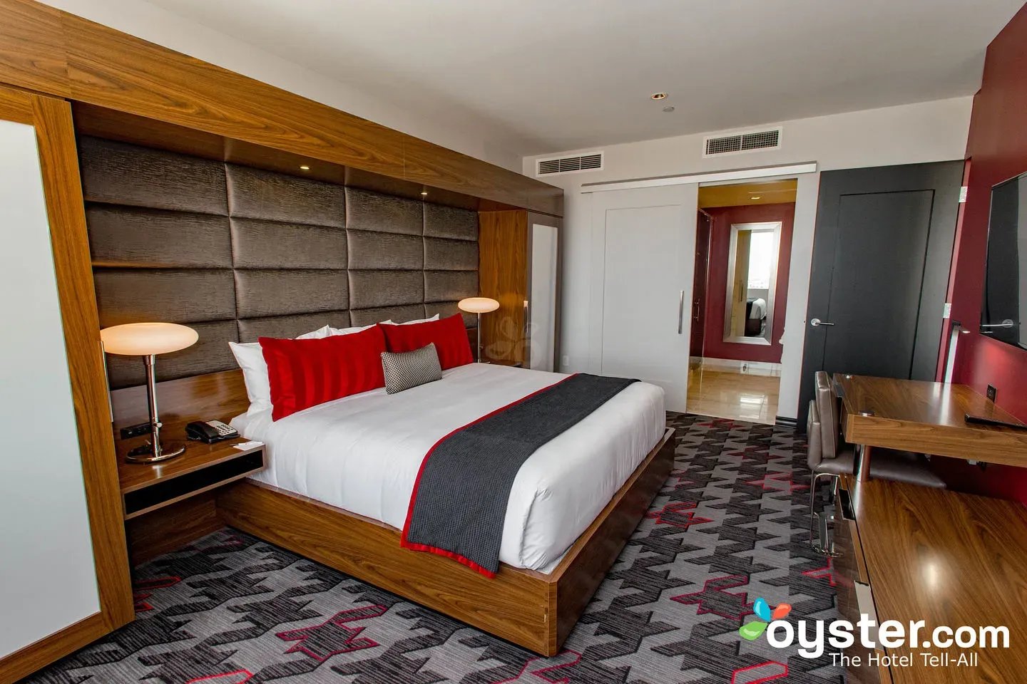 The D Casino & Hotel — rooms