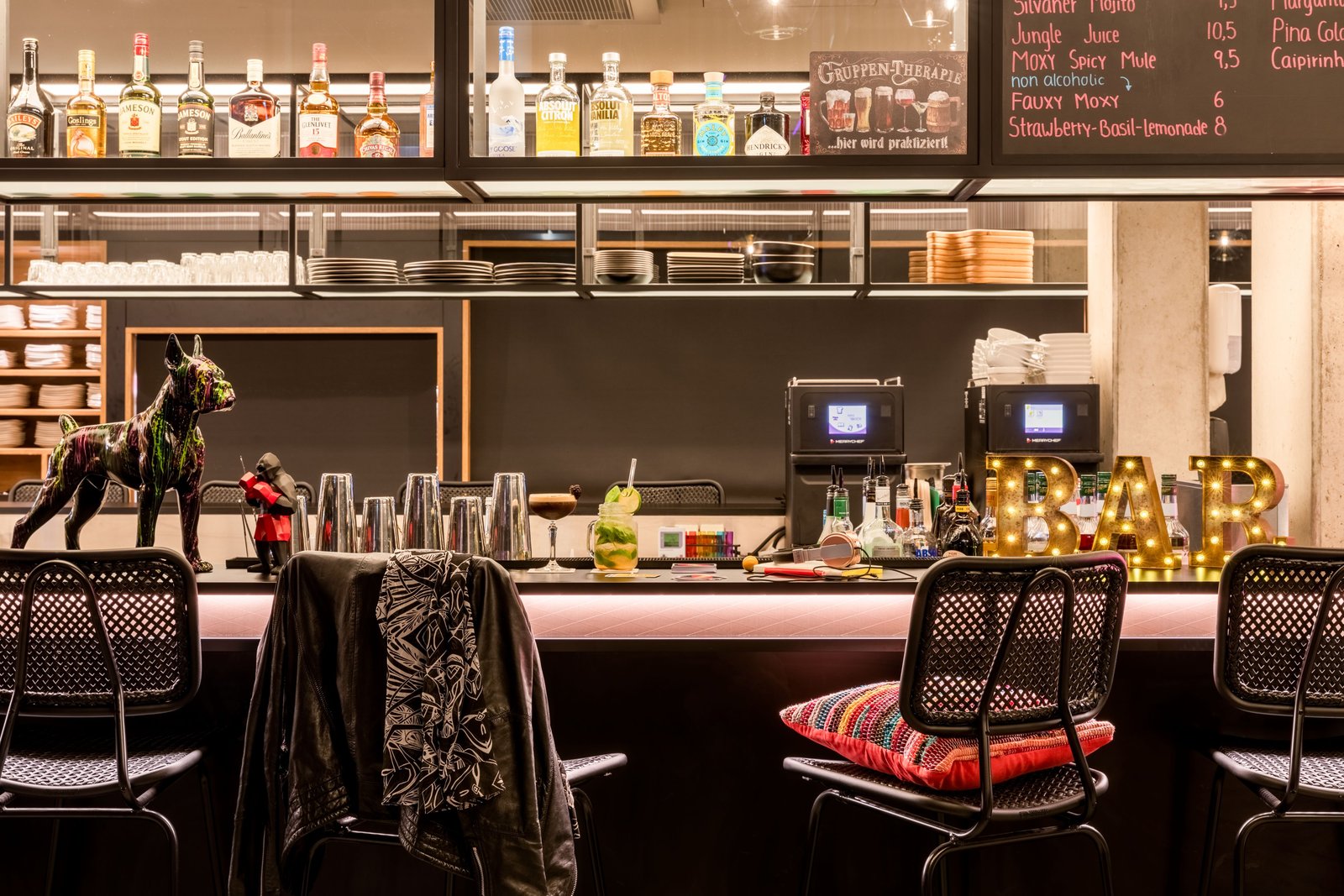 Moxy Wuerzburg, bar moxy