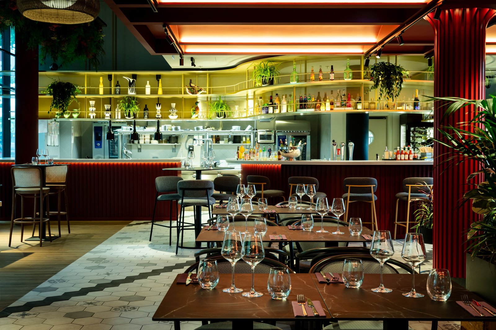 Moxy Paris Val d’Europe, at the table
