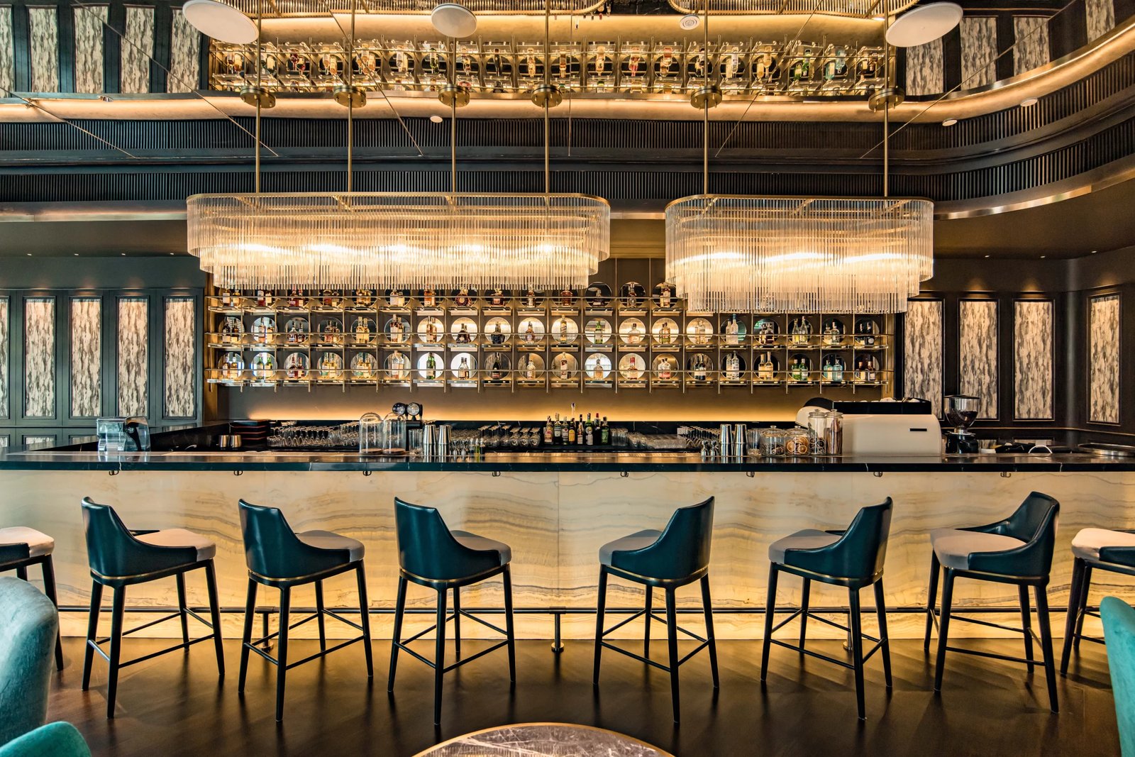 Silq Hotel & Residence, the white mulberry