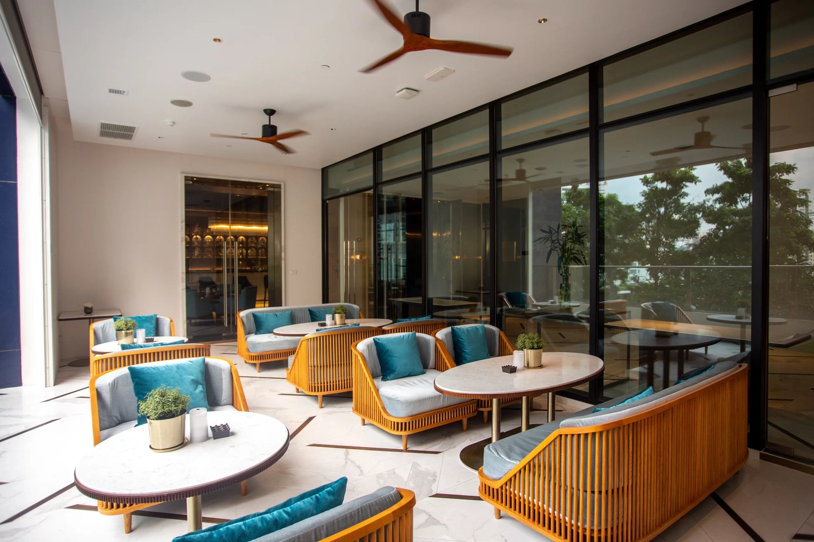 Silq Hotel & Residence — vibe