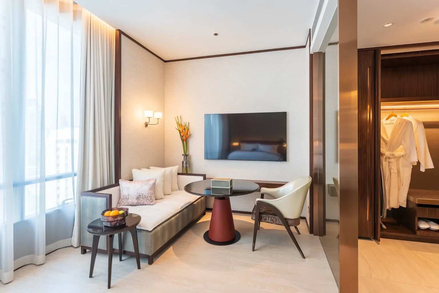 Silq Hotel & Residence — rooms
