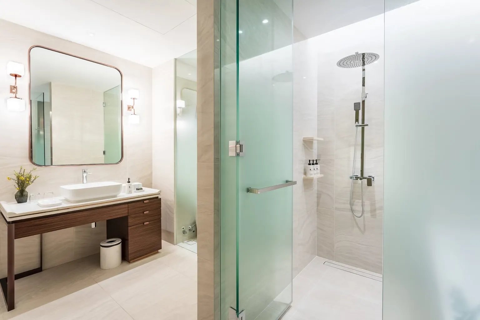 Silq Hotel & Residence — rooms