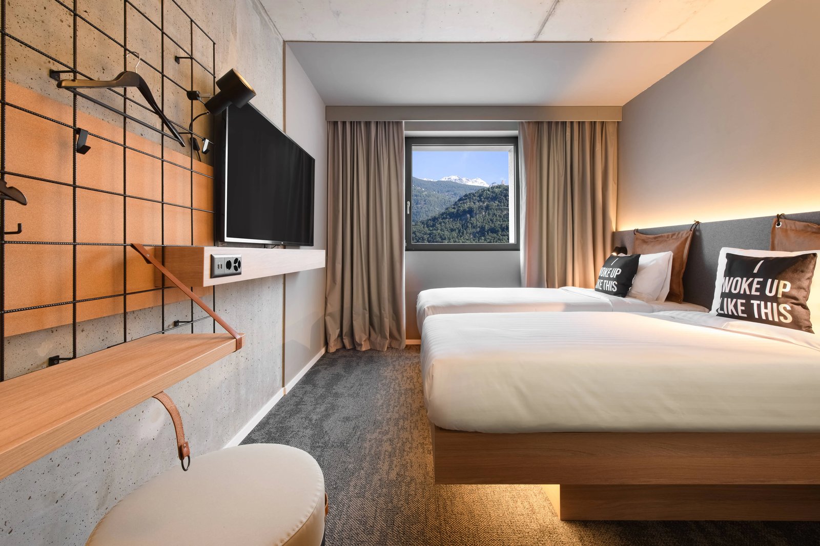 Moxy Sion, rooms