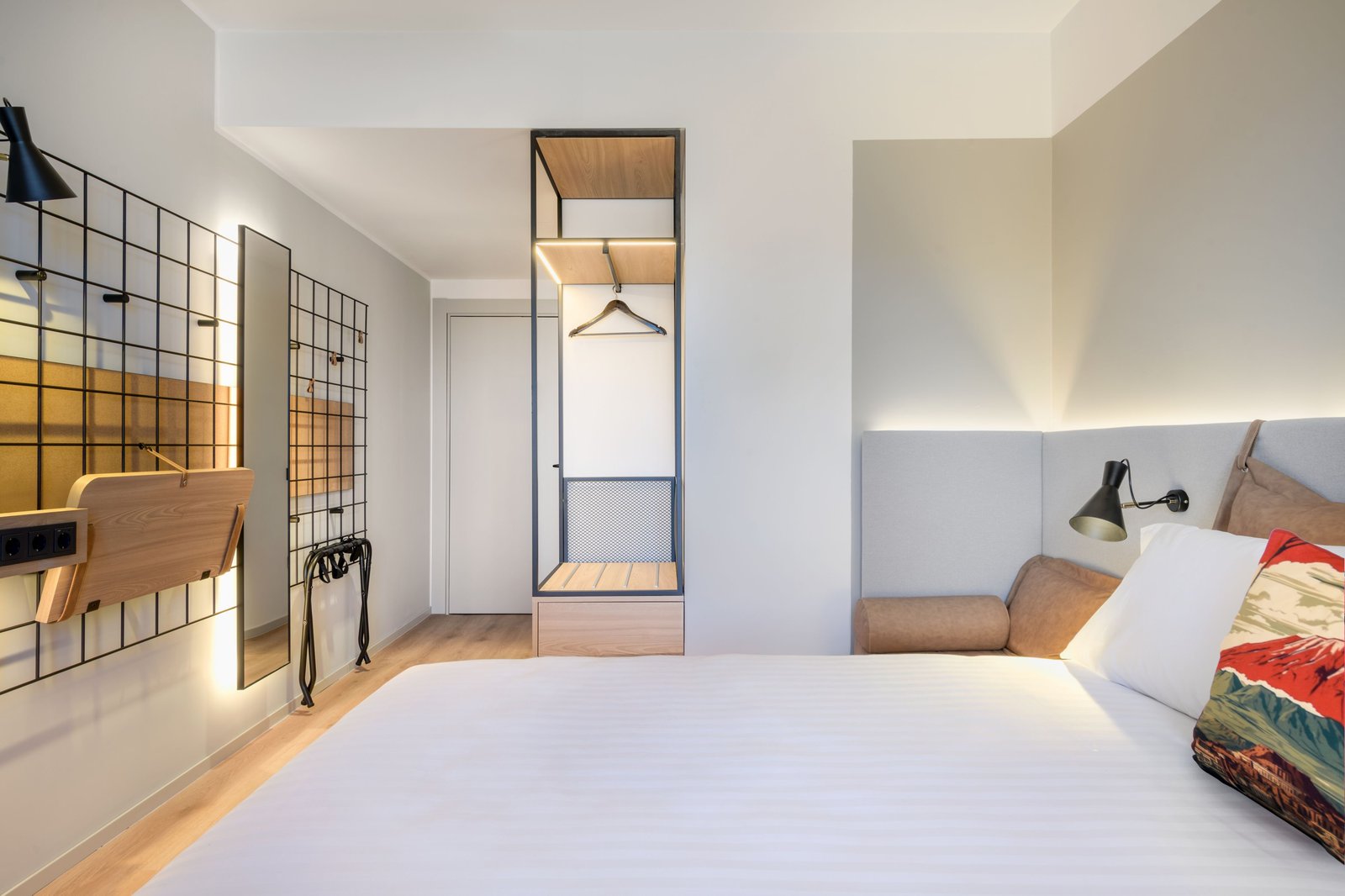 Moxy Pompeii, rooms