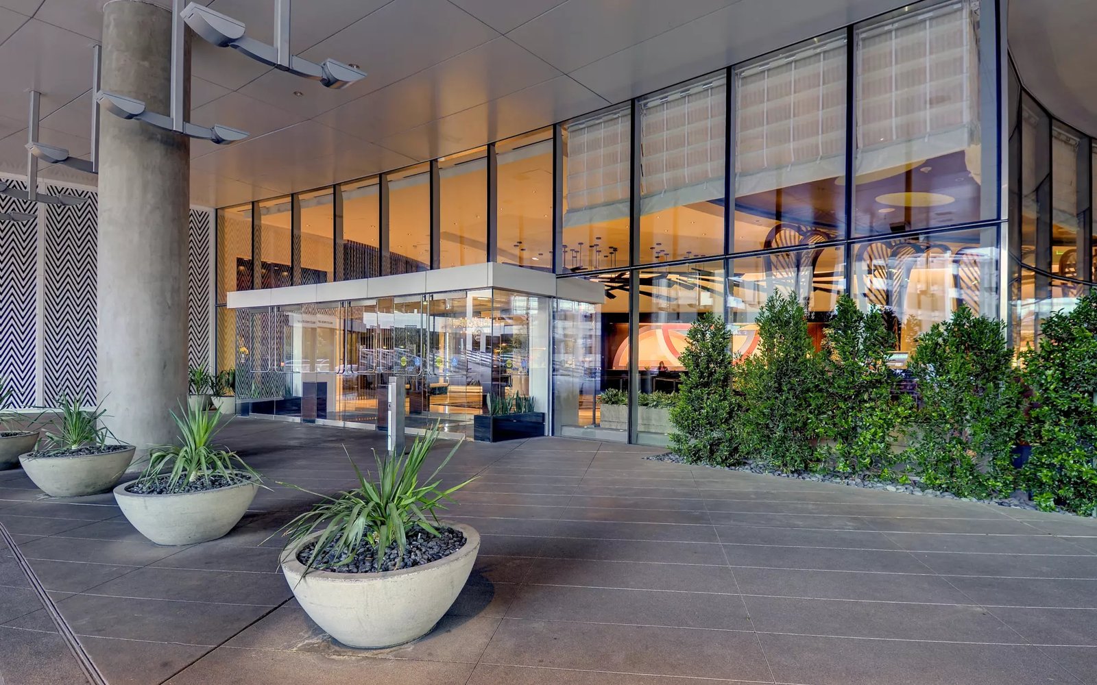 Vdara Hotel & Spa — vibe