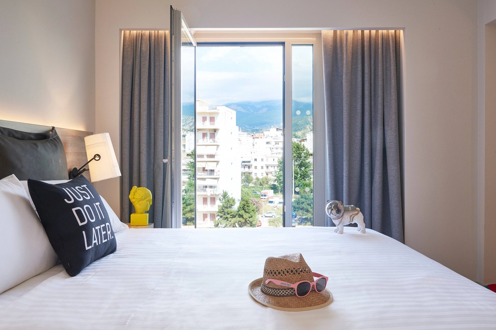 Moxy Patra Marina, rooms