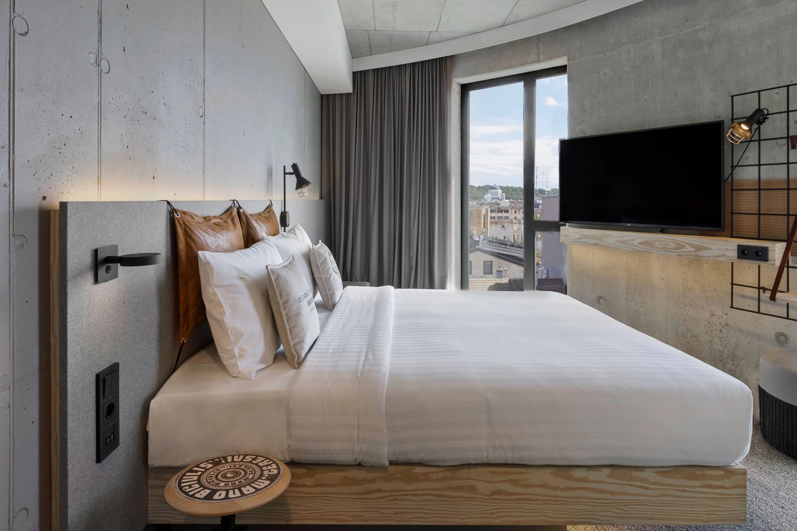 Moxy Kaunas Center, rooms