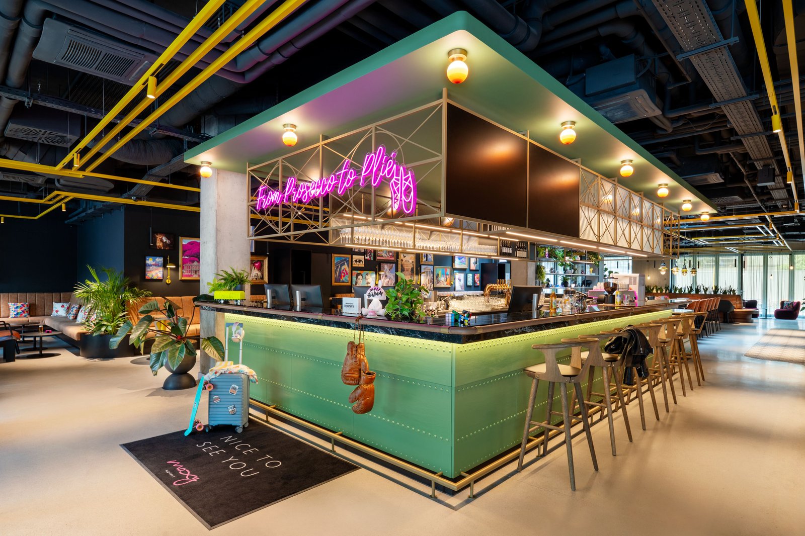 Moxy Budapest Downtown, bar moxy