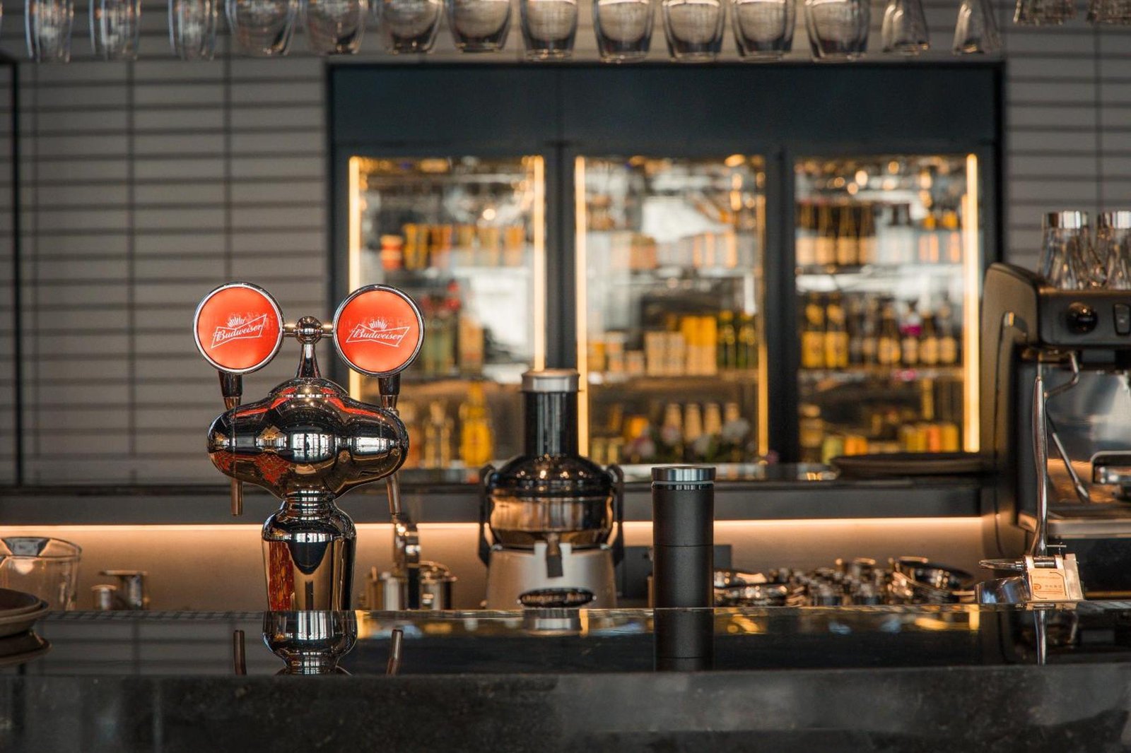 Moxy Xi'an Downtown, bar moxy