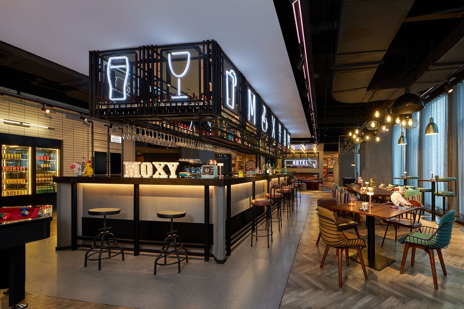 Moxy Xi'an Downtown, bar moxy