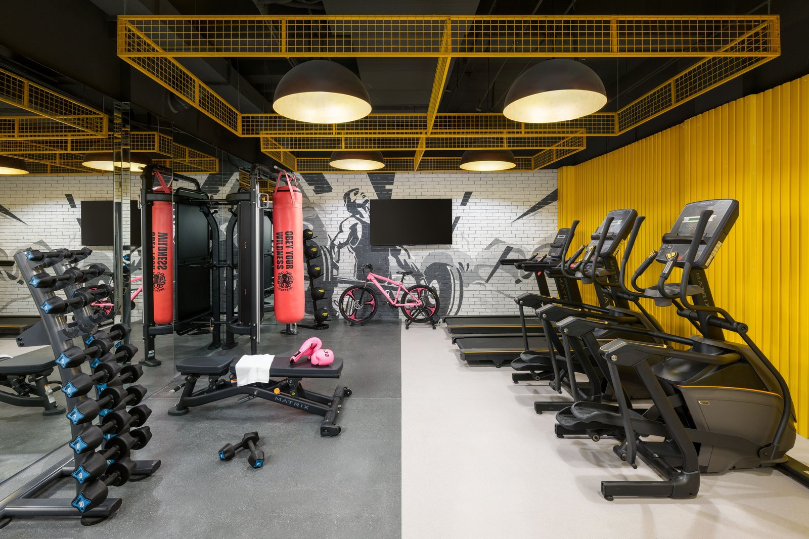 Moxy Suzhou City Centre, the gym
