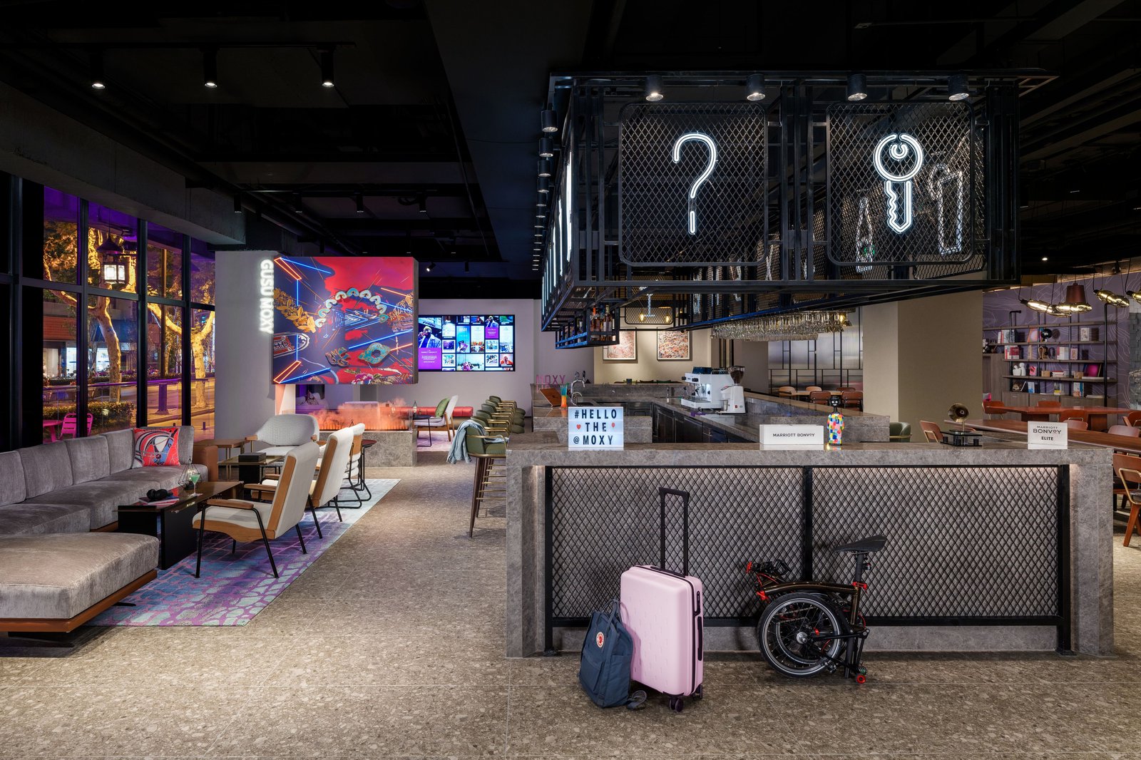 Moxy Suzhou City Centre
