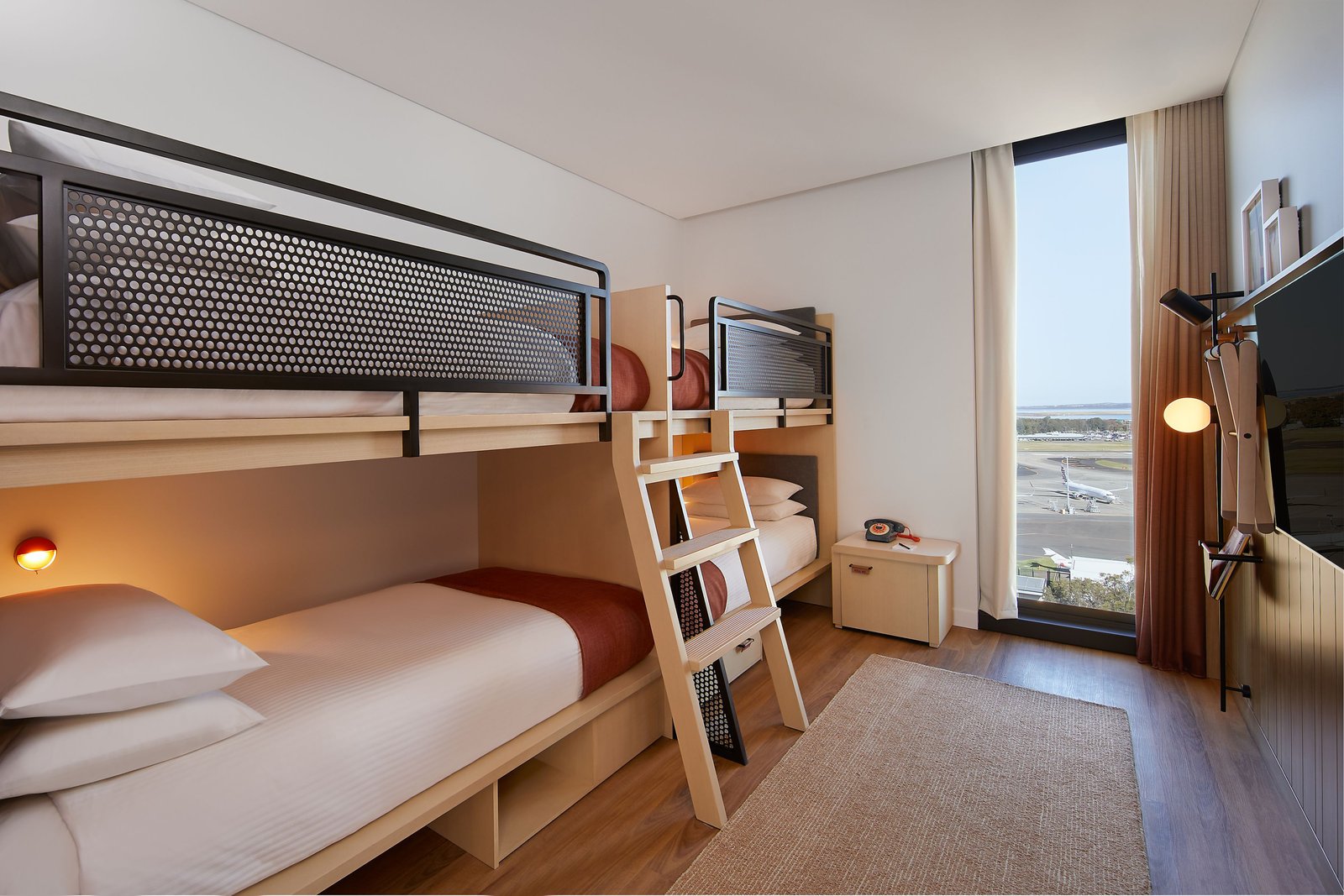 Moxy Sydney Airport, rooms