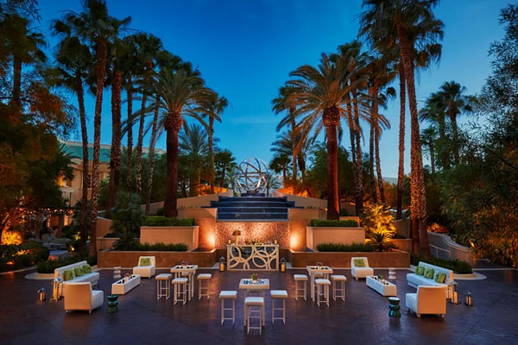 Four Seasons Hotel Las Vegas — vibe