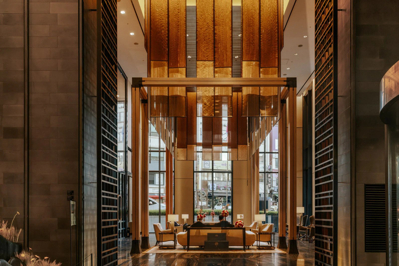Four Seasons Hotel Seoul — vibe