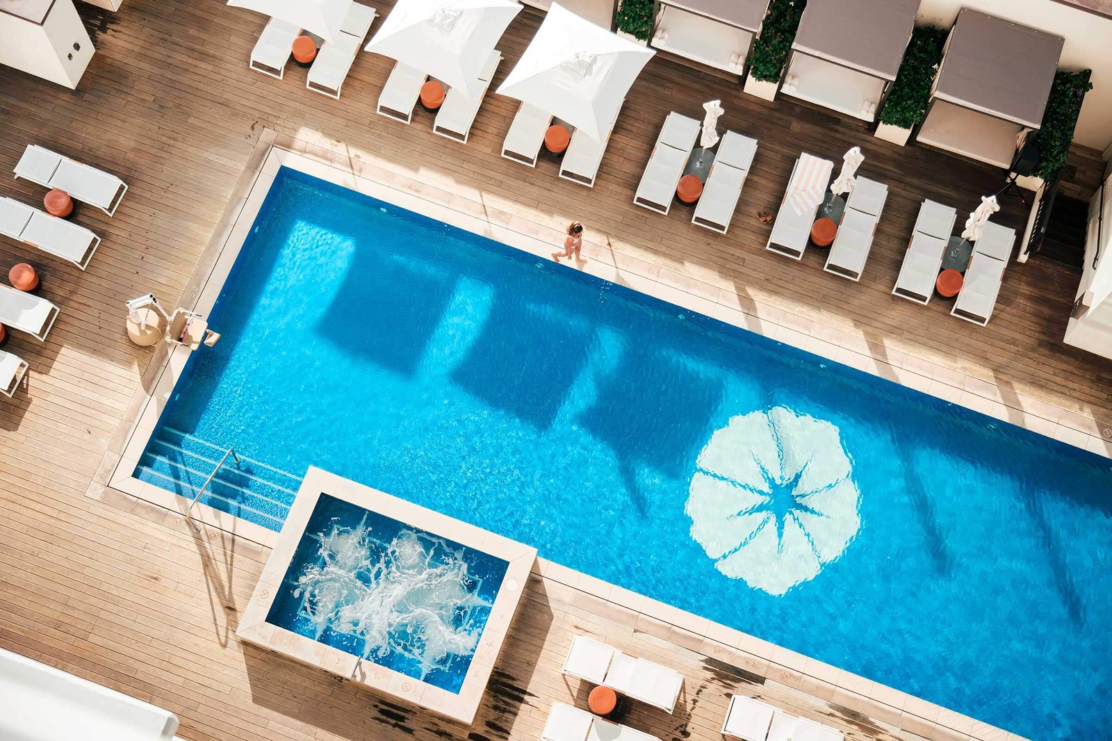 Halepuna Waikiki by Halekulani, the pool