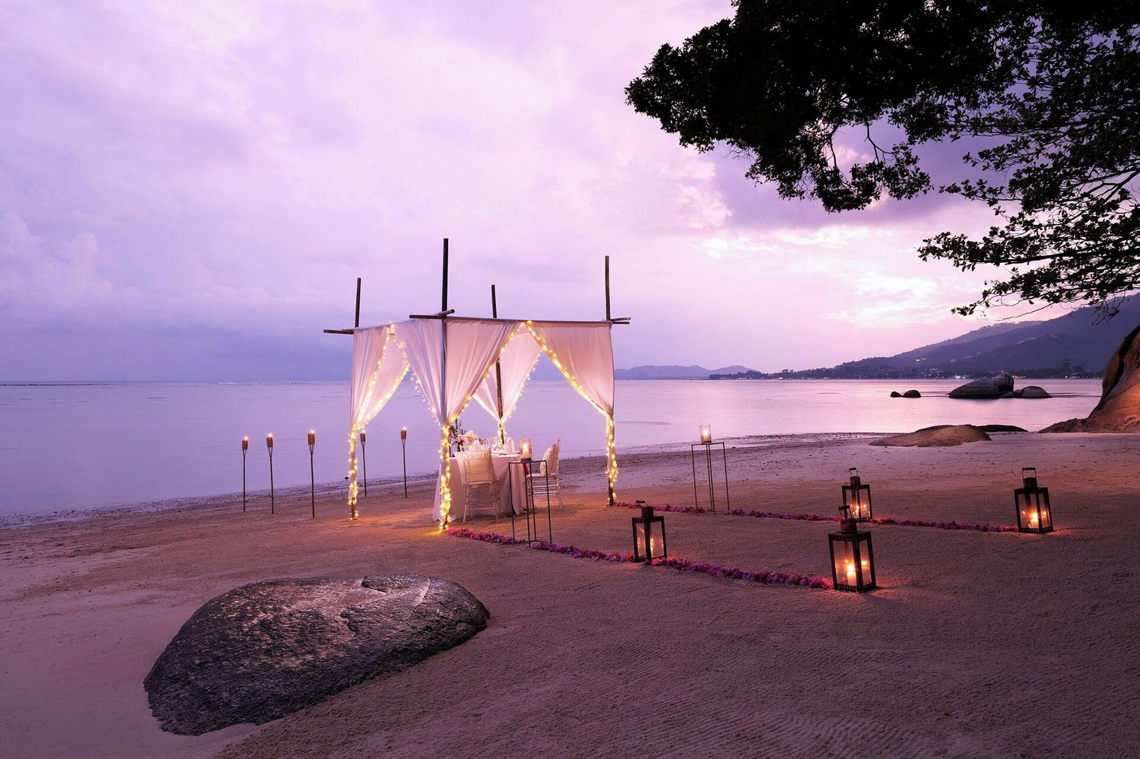 Renaissance Koh Samui Resort & Spa, at the table