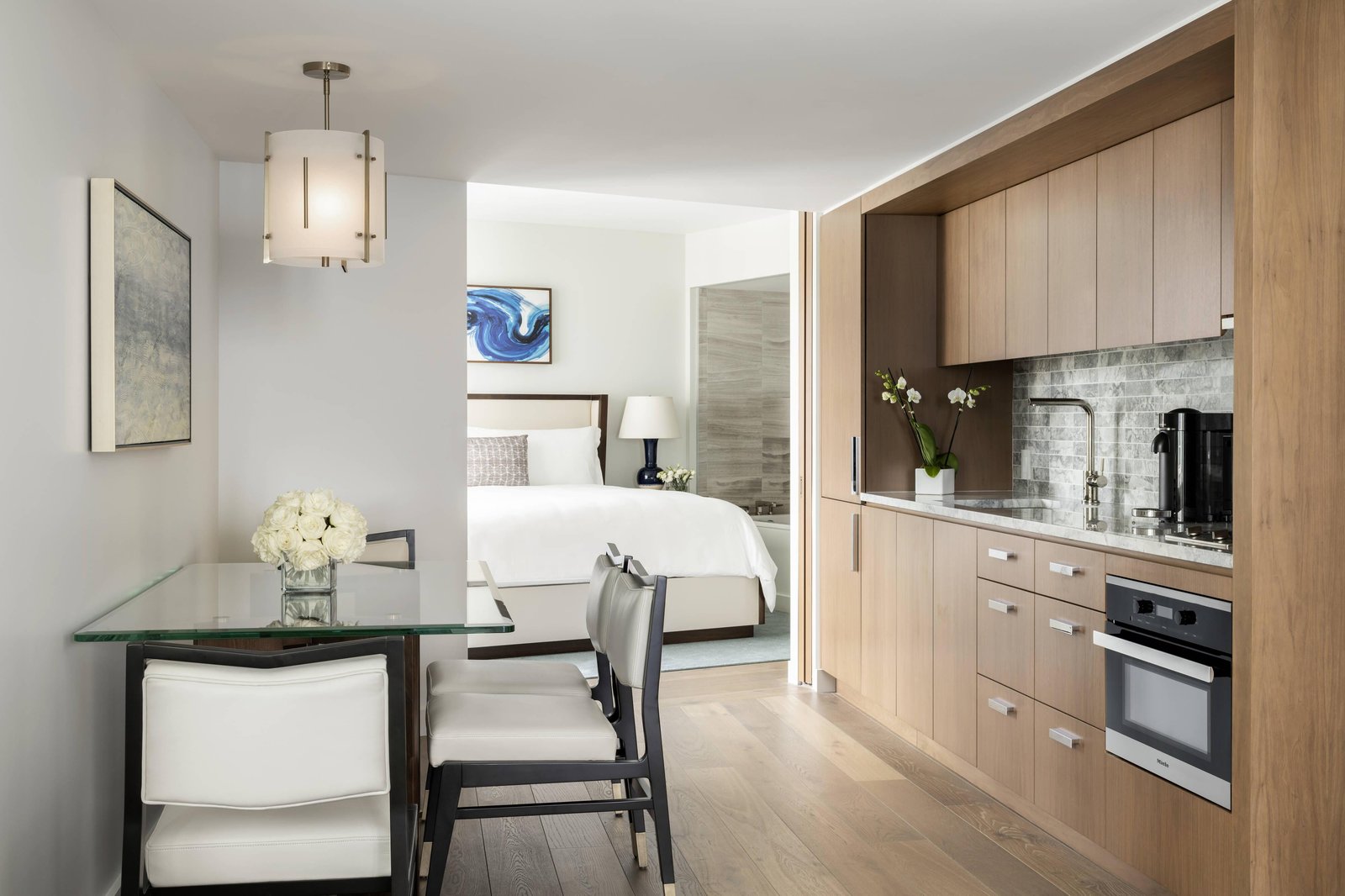The Ritz-Carlton Residences, Waikiki Beach — rooms