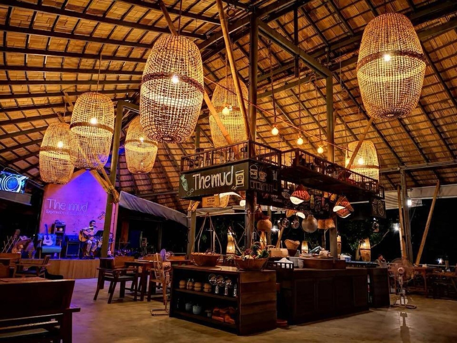 The Mud, the mud restaurant