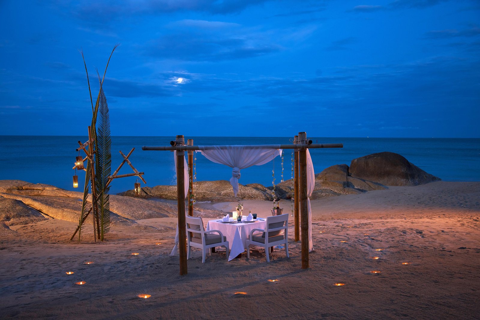 Sheraton Samui Resort, at the table