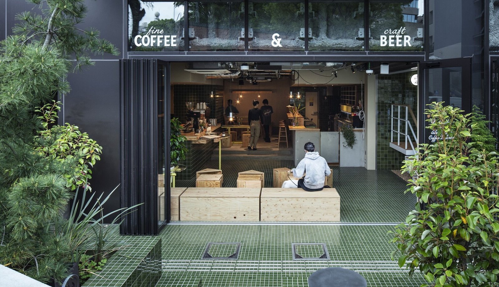 All Day Place Shibuya, at the table