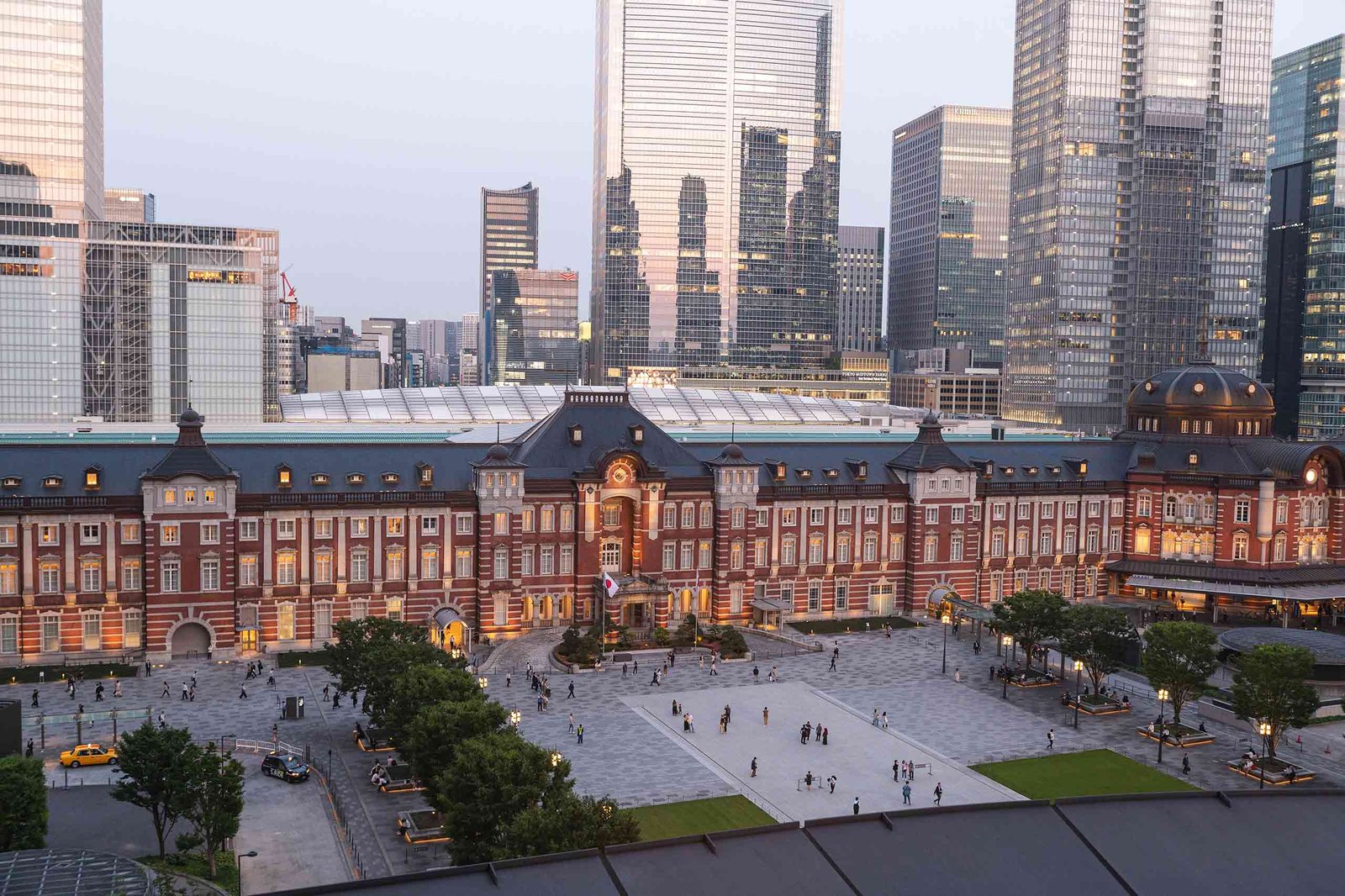 The Tokyo Station Hotel — backstory