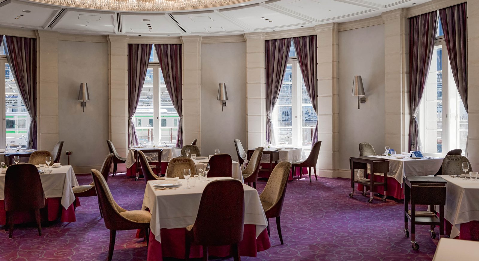 The Tokyo Station Hotel, at the table