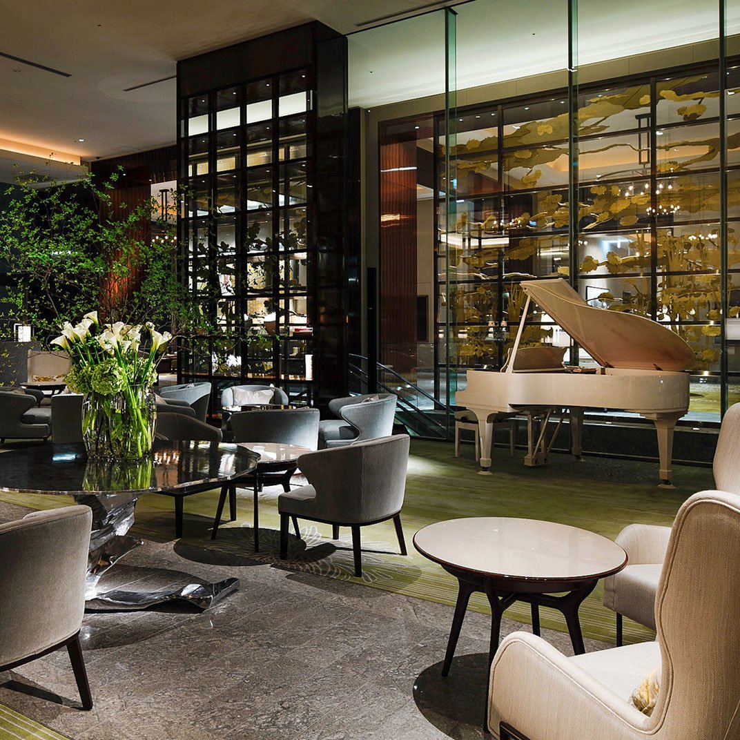 Palace Hotel Tokyo — vibe