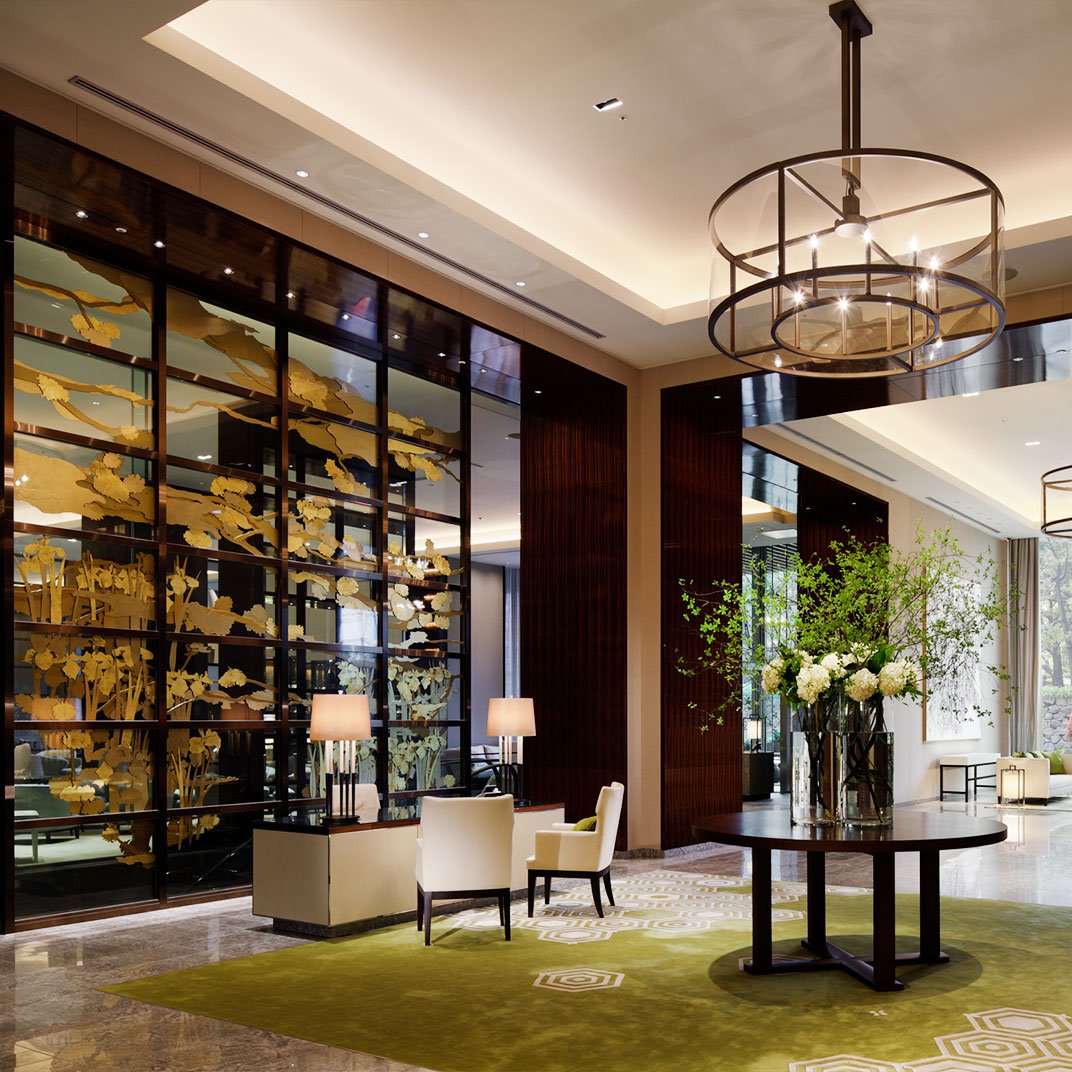 Palace Hotel Tokyo — vibe