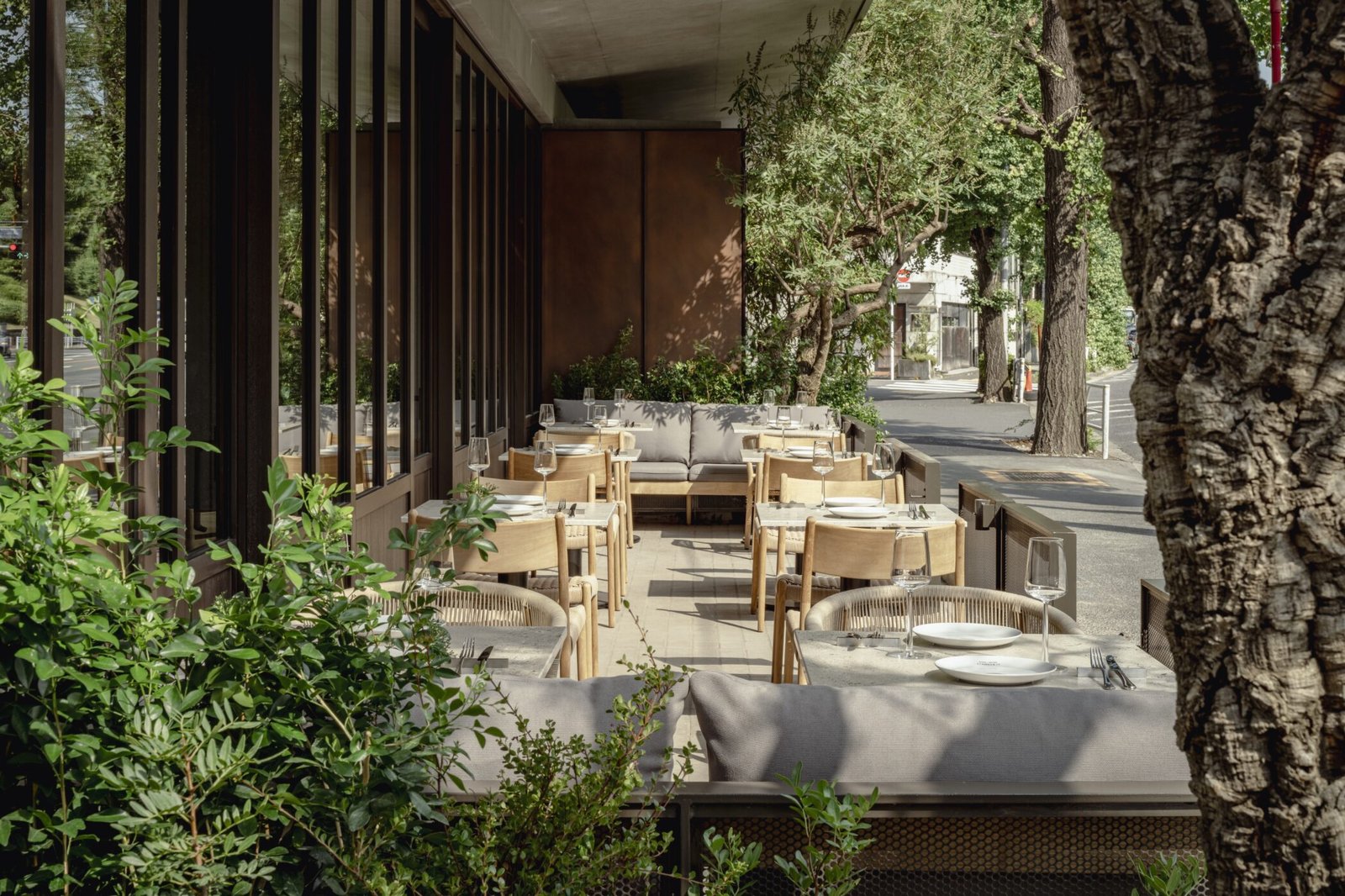 TRUNK(HOTEL) Yoyogi Park — eat & drink