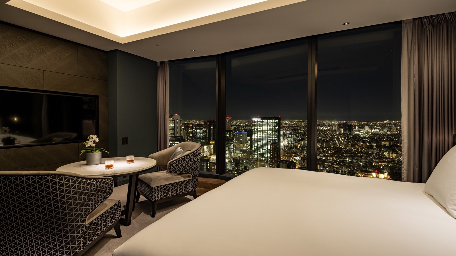 BELLUSTAR TOKYO — rooms