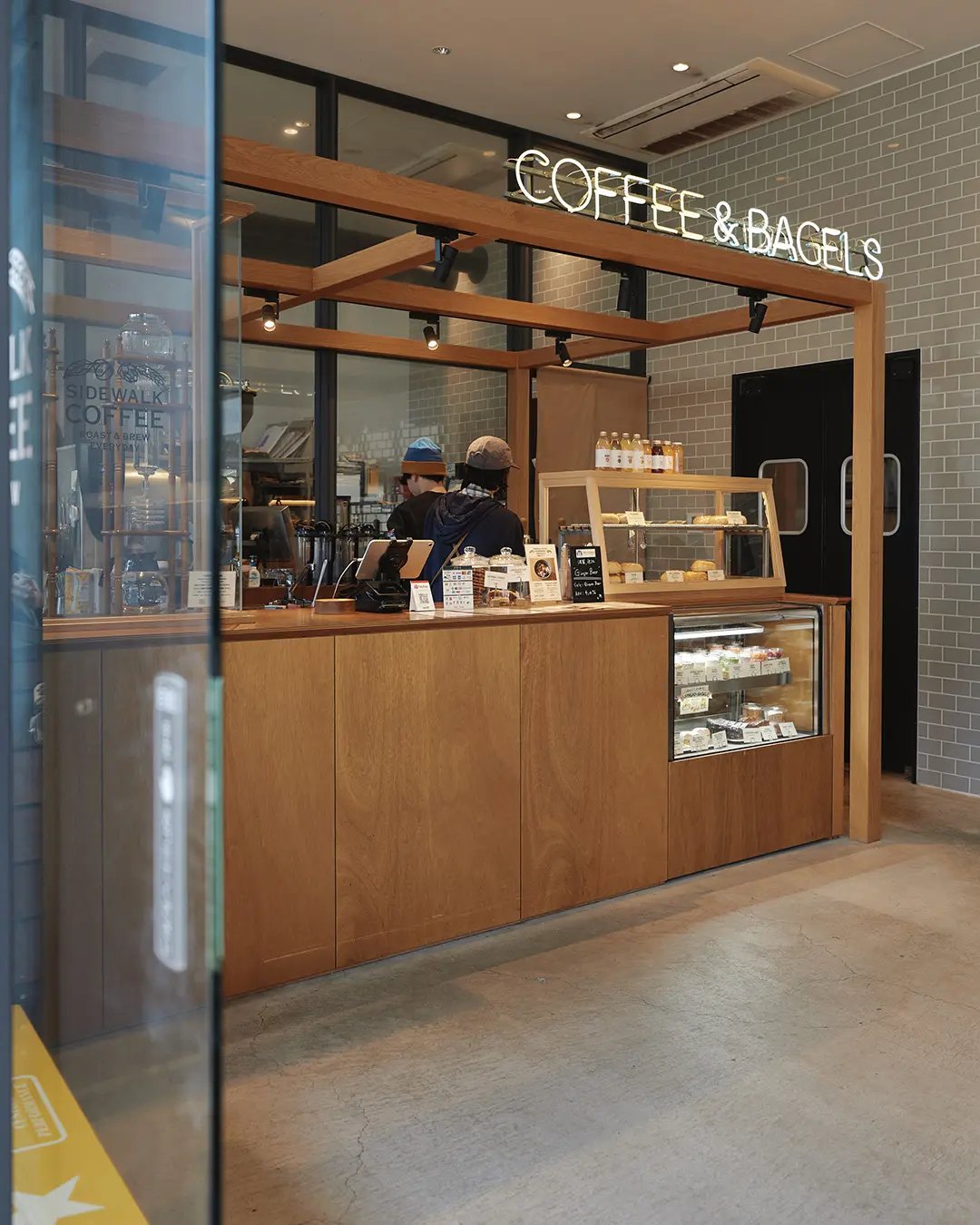 Mustard Hotel Shimokitazawa, sidewalk coffee roasters