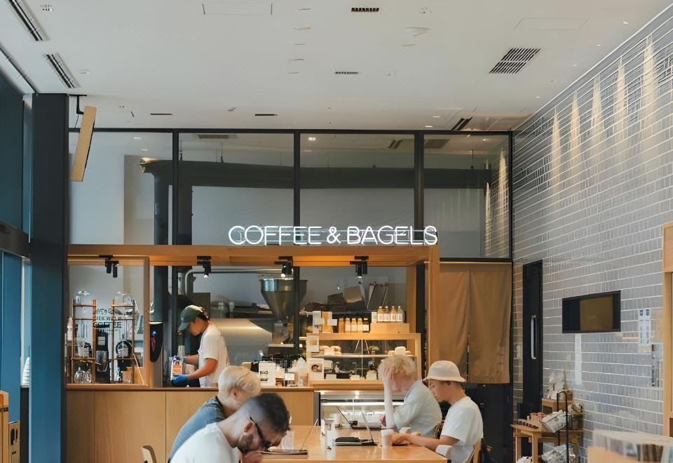 Mustard Hotel Shimokitazawa, sidewalk coffee roasters