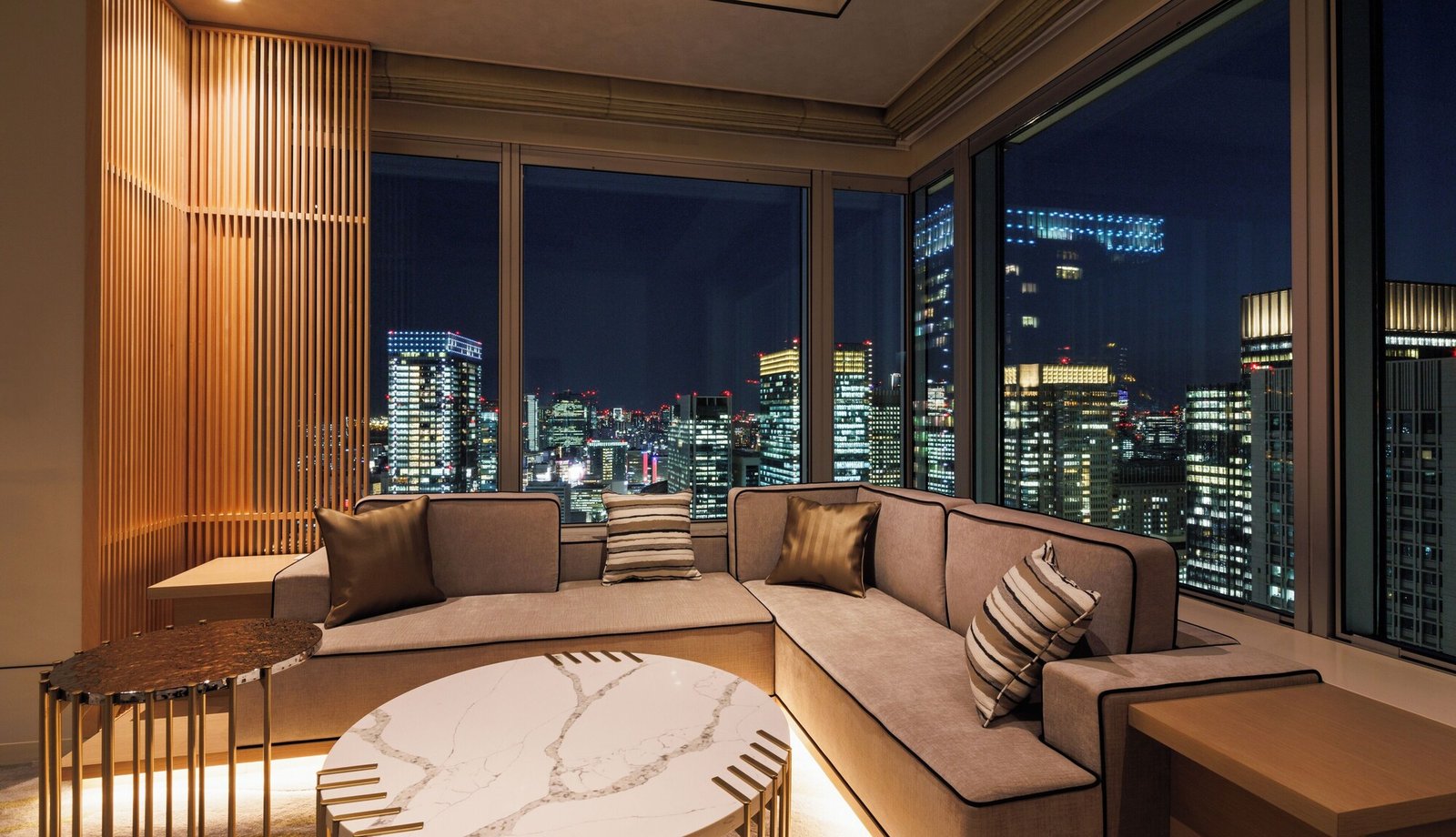 Hotel Metropolitan Tokyo Marunouchi — eat & drink
