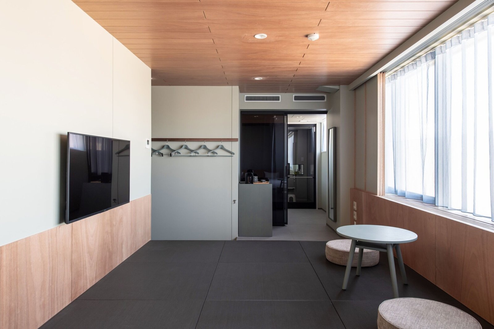 KAIKA Tokyo by The Share Hotels — vibe