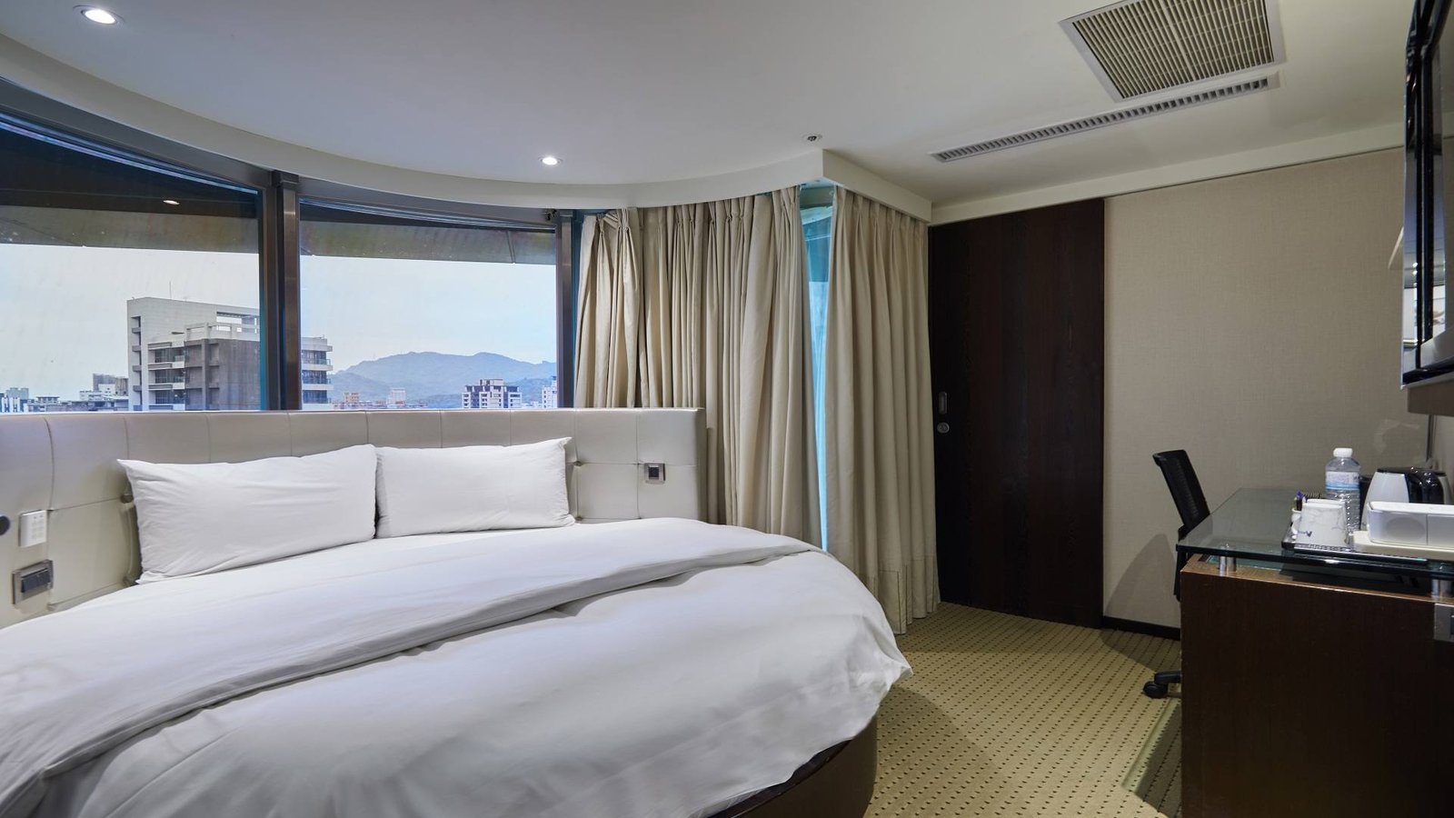 K Hotels Dunnan — rooms