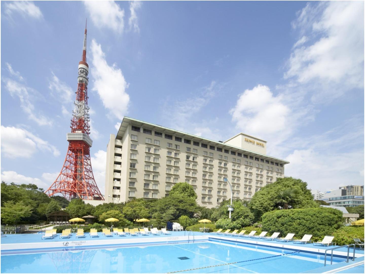 Tokyo Prince Hotel, the pool
