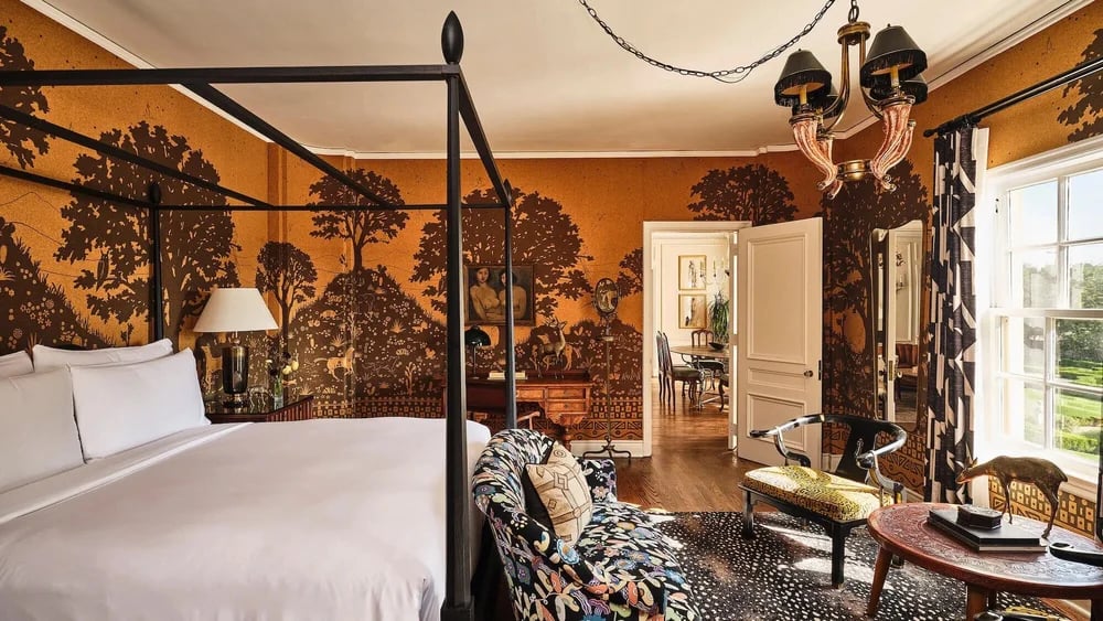 Commodore Perry Estate — rooms