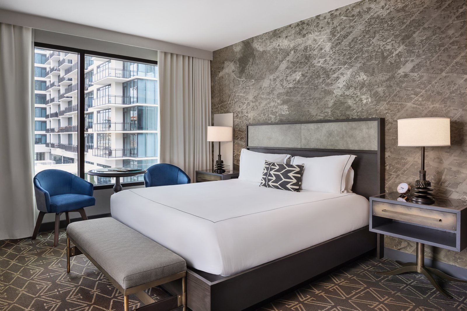 Hotel Van Zandt — rooms