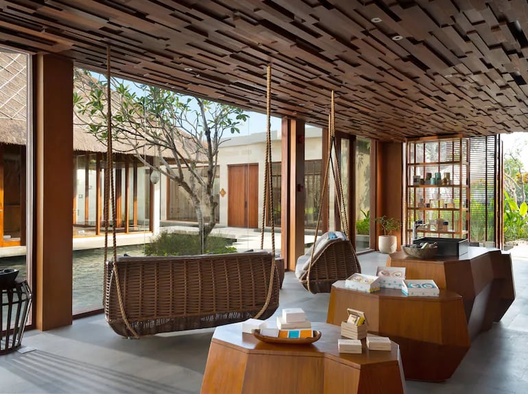 Six Senses Bali Uluwatu — vibe