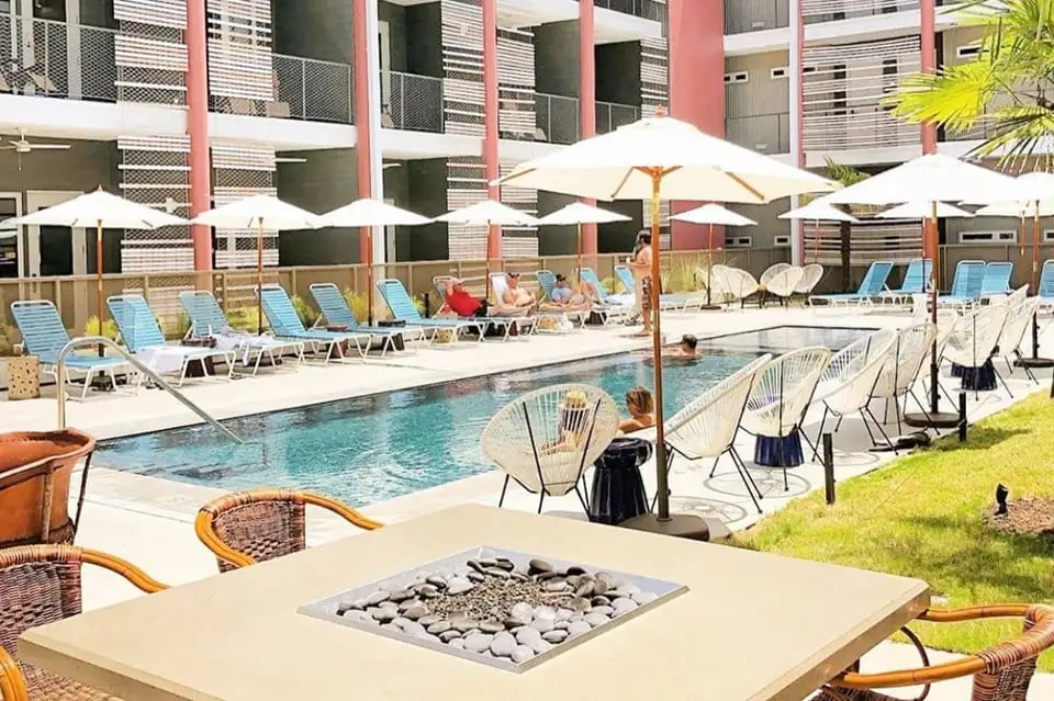 East Austin Hotel, the pool