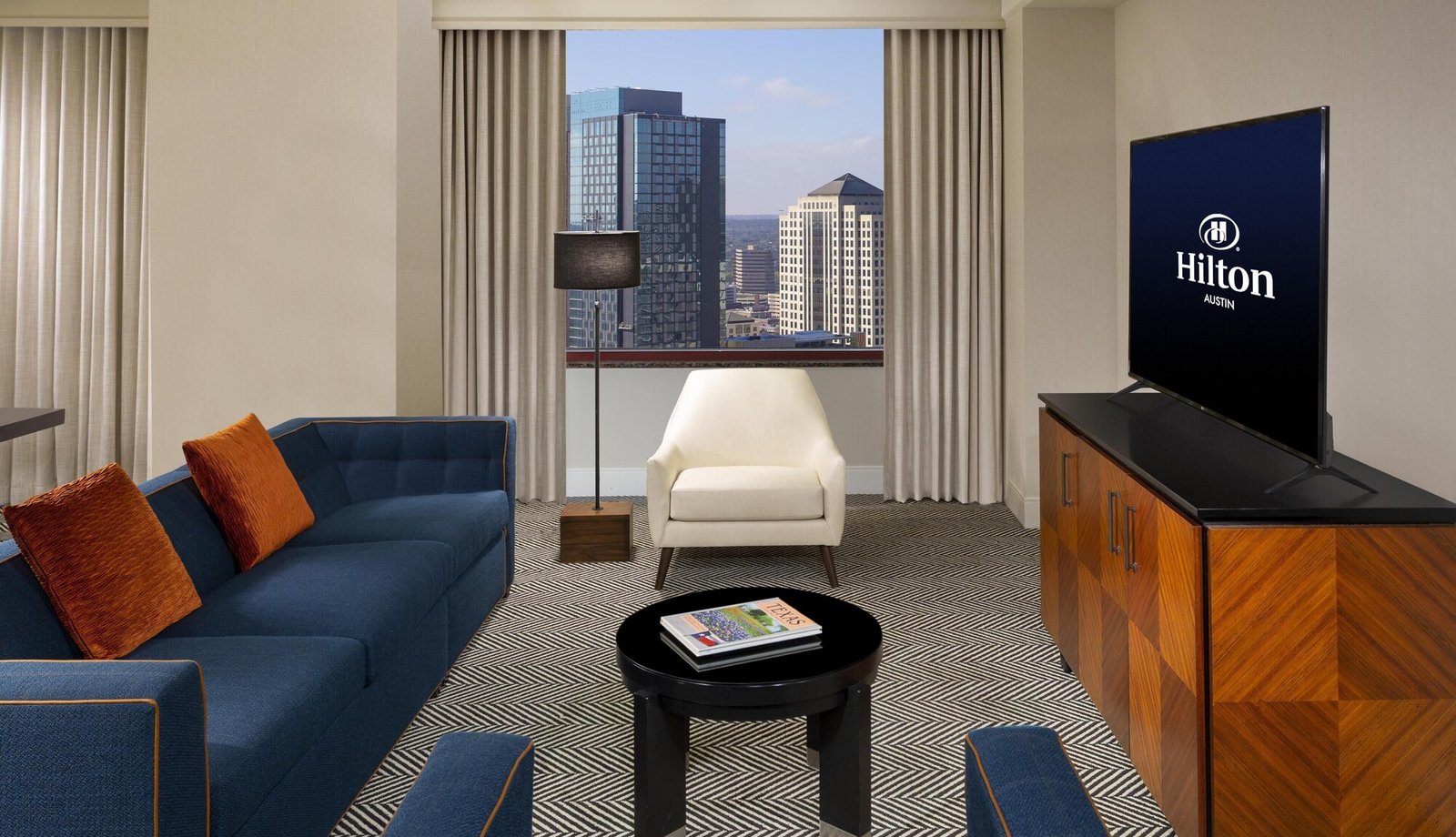 Hilton Austin — rooms