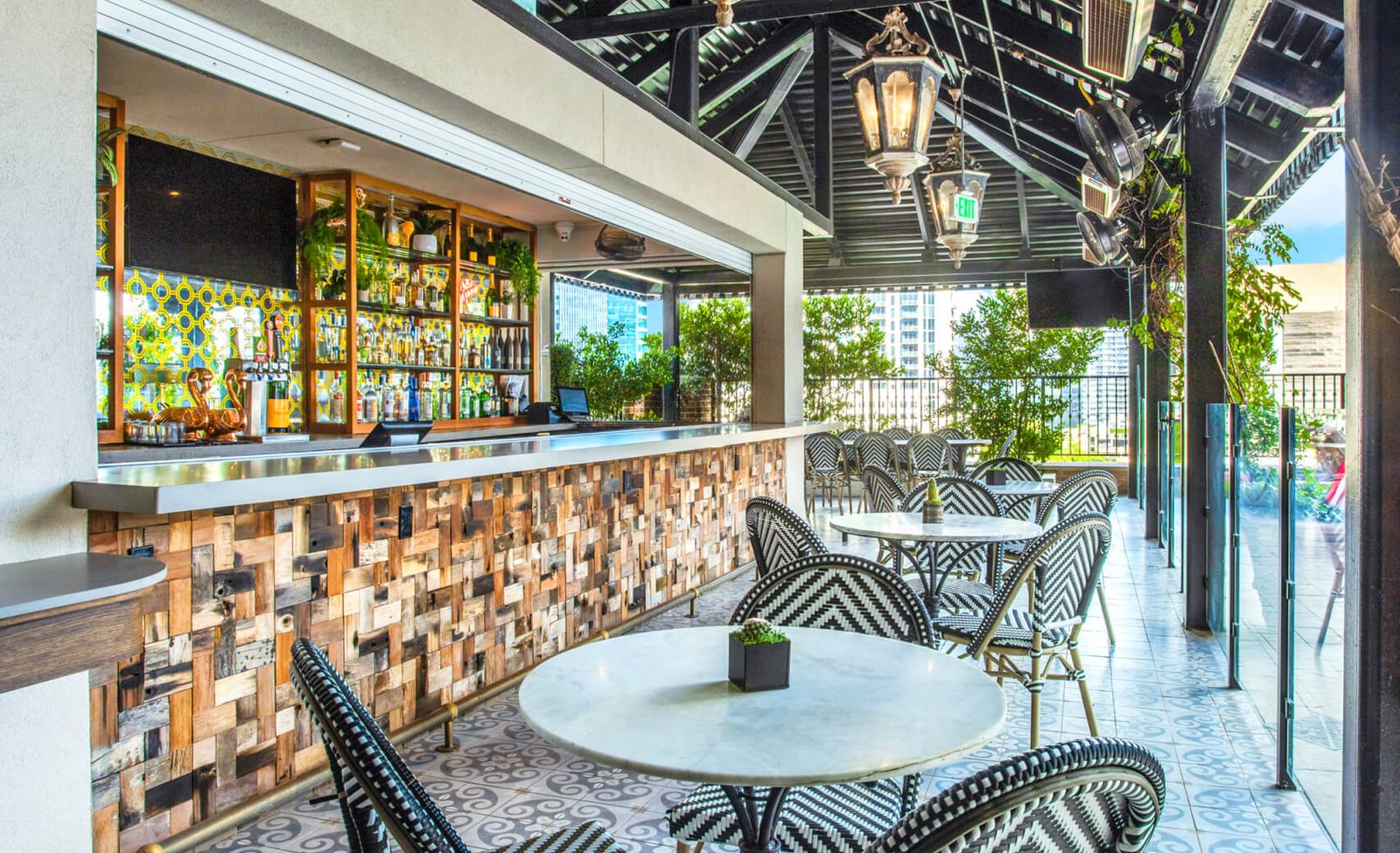 Hotel ZaZa Austin Downtown, cabana bar