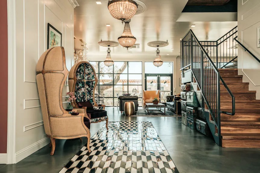 Colton House Hotel — vibe