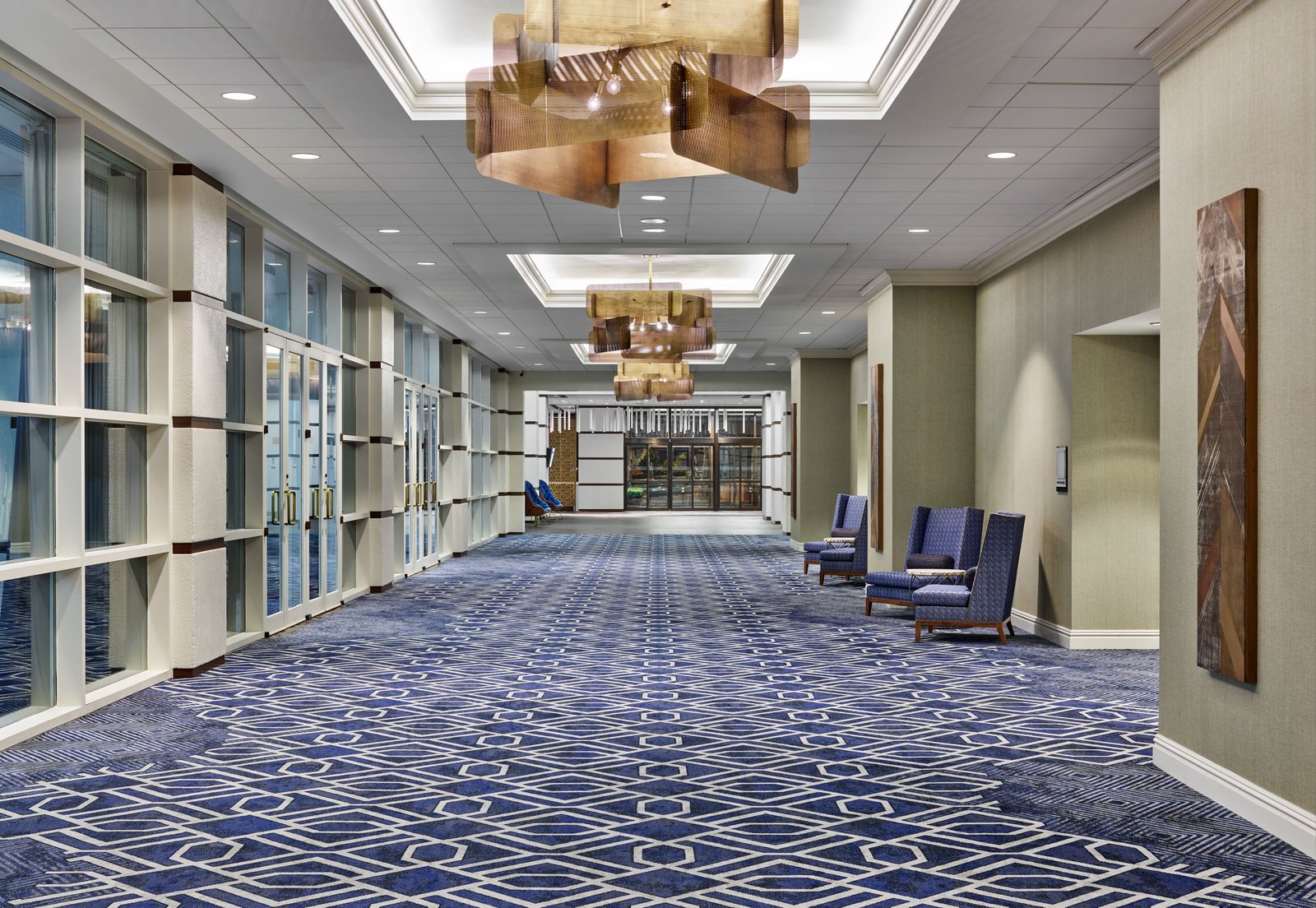 Renaissance Austin Downtown Hotel — vibe