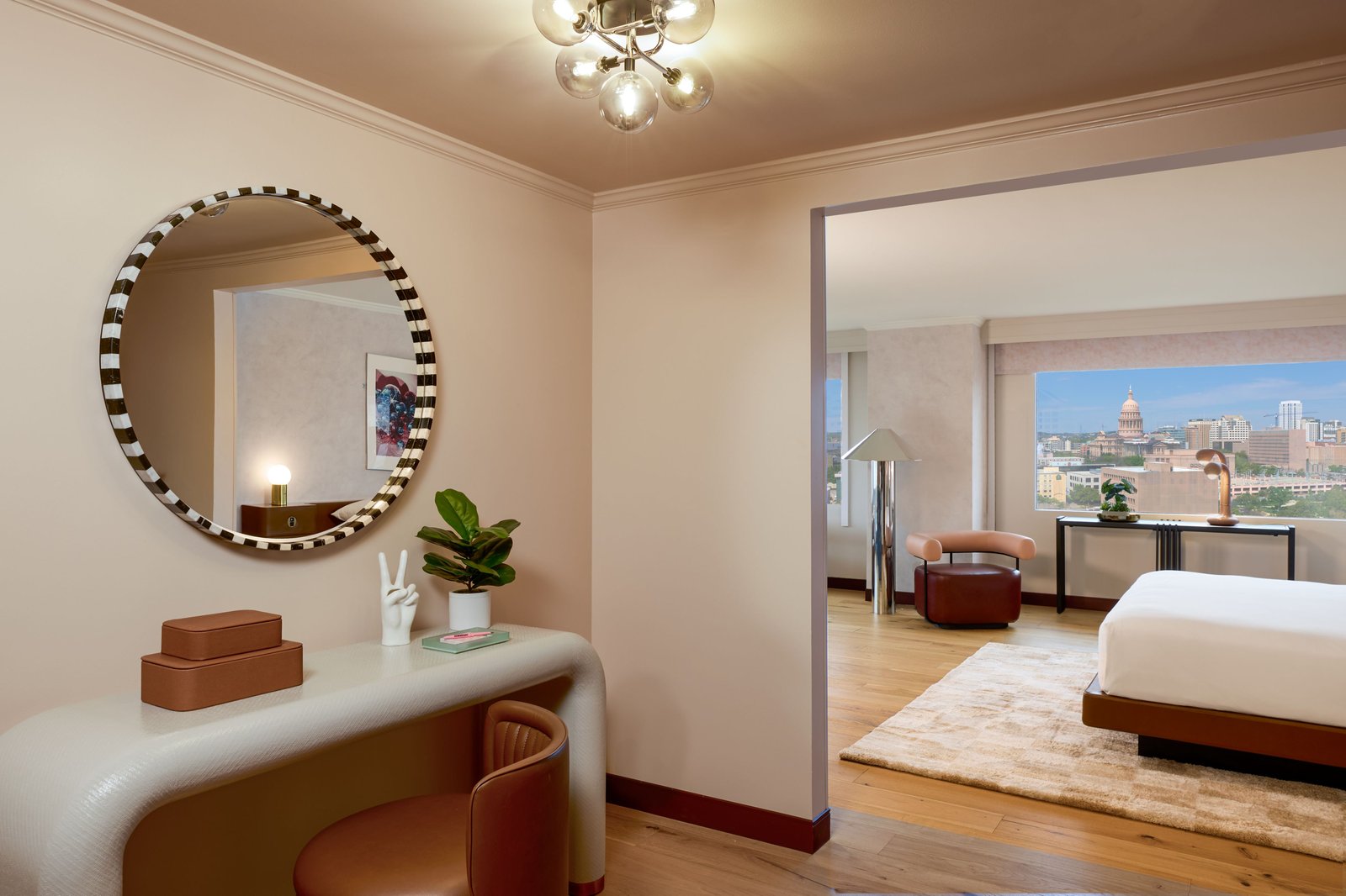 Renaissance Austin Downtown Hotel — rooms