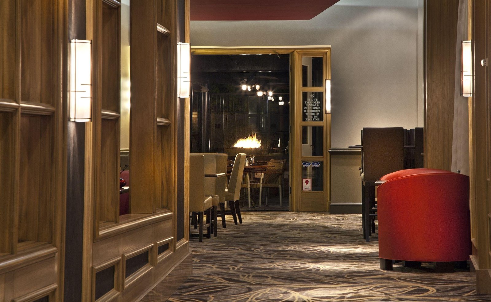 DoubleTree Suites by Hilton Austin Downtown Capitol — vibe